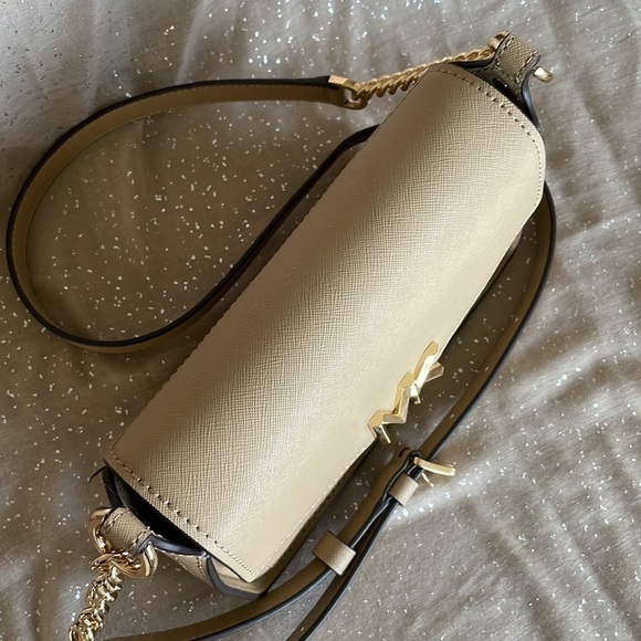 Brand New Michael Kors Genuine Leather Small Sylvia Flap Crossbody Purse - Picture 10 of 16